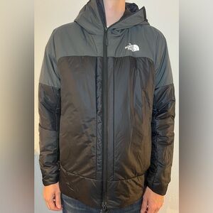 The North Face Men's Black and Gray Puffer Jacket